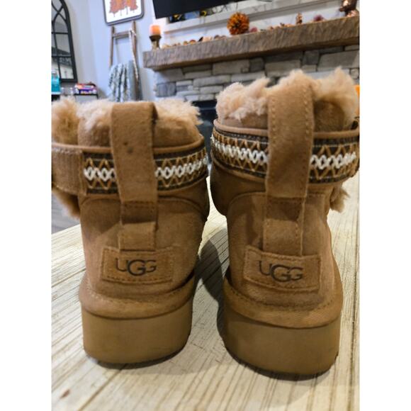 UGG Women's Classic Ultra Mini Alpsey Boots Brown Size 8 Winter Boot - Picture 1 of 8